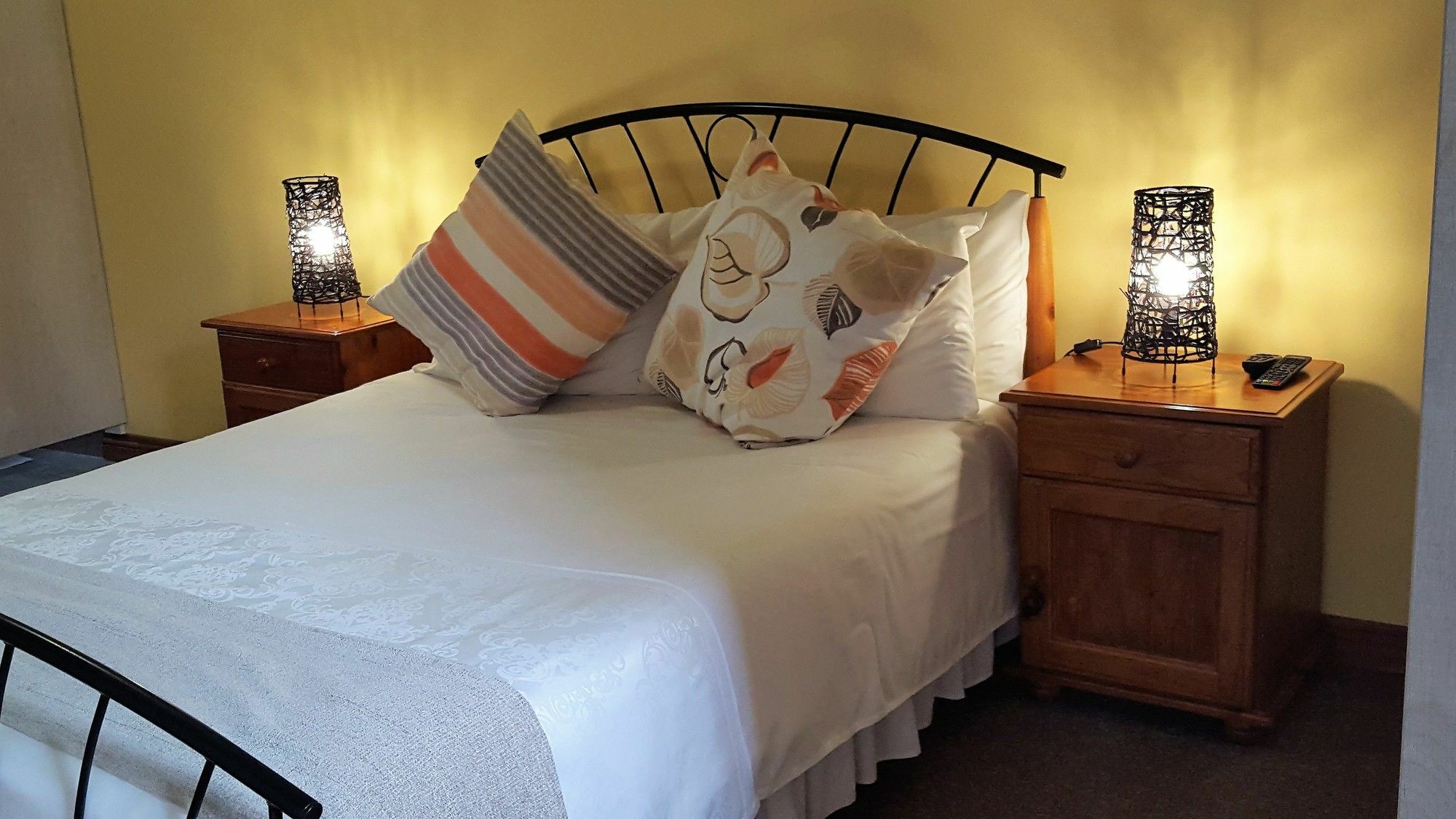 Rest-A-While Guest House - Pretoria-Noord Εξωτερικό φωτογραφία