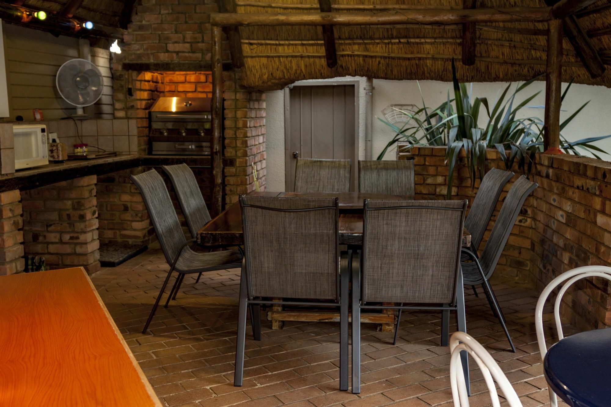 Rest-A-While Guest House - Pretoria-Noord Εξωτερικό φωτογραφία