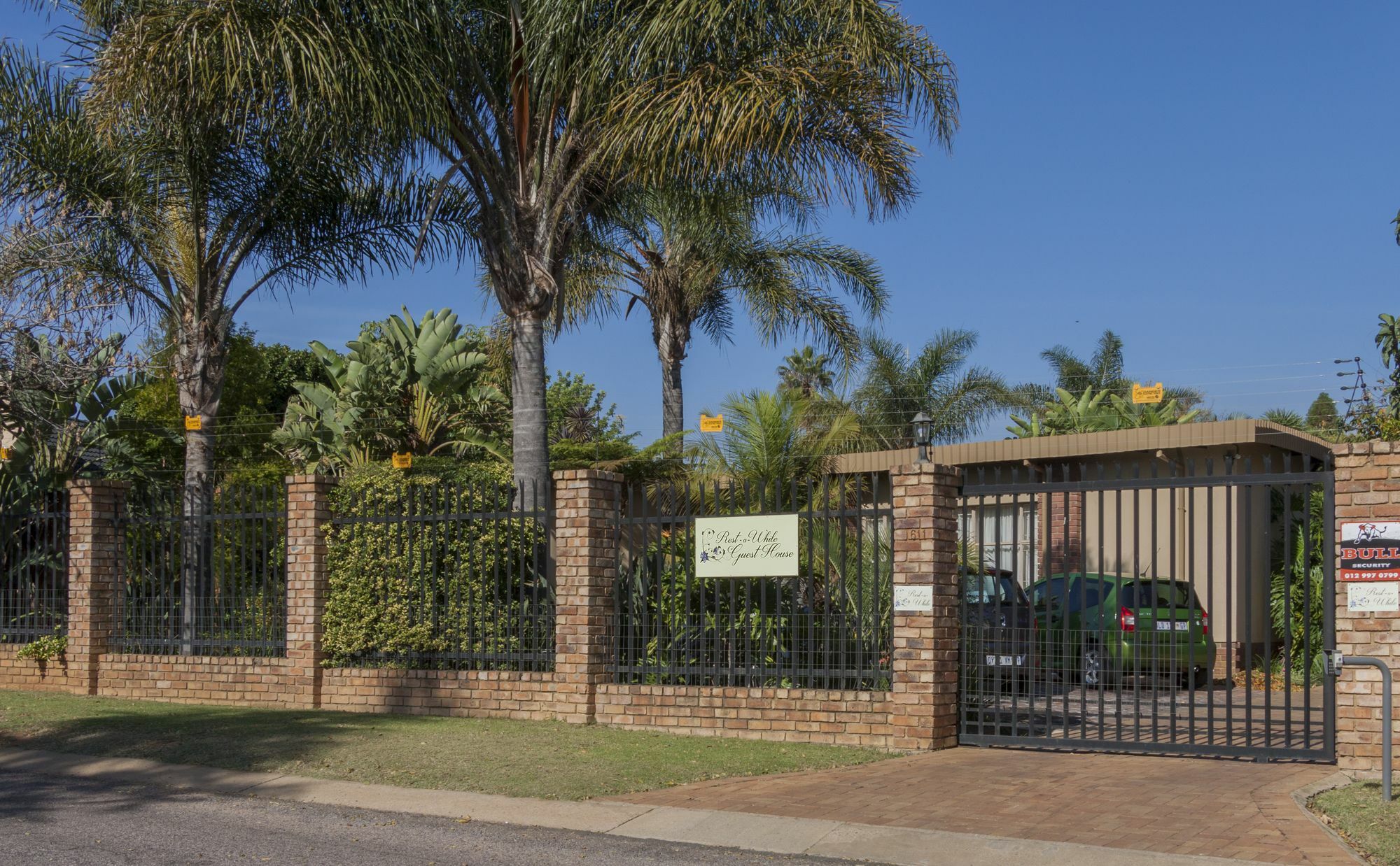 Rest-A-While Guest House - Pretoria-Noord Εξωτερικό φωτογραφία